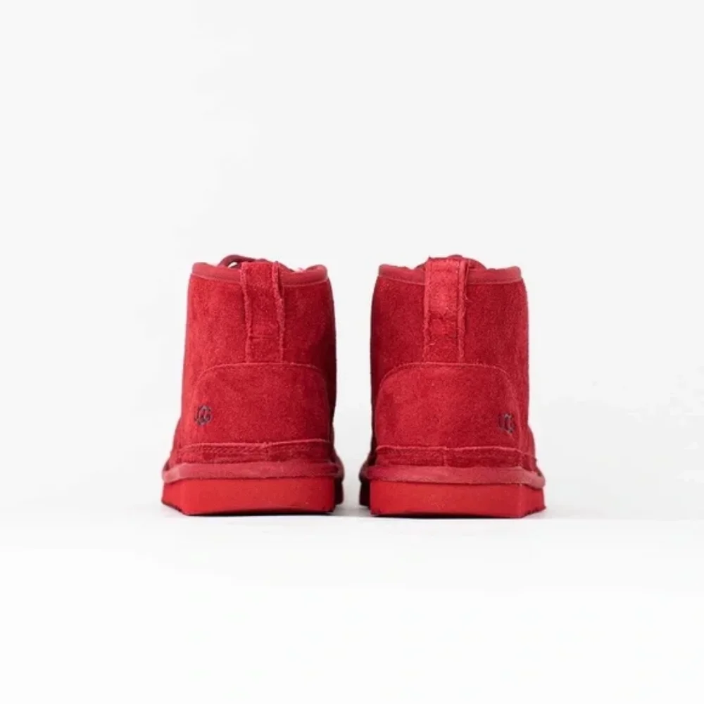 NWOB UGG Women size 11 Samba RedNeumel Sheepskin Lined Lace up (Men/youth SZ5) - Picture 4 of 6